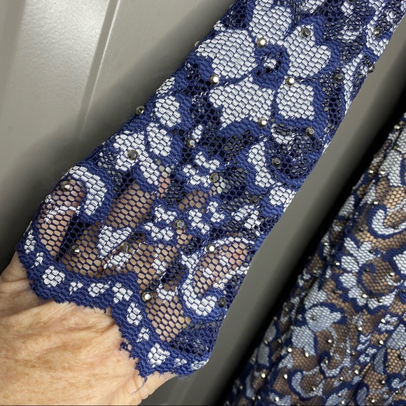 🥂🍾 Xscape New Sparkle / Lace Overlay Formal Dress Navy White Silver 6 - Picture 8 of 17